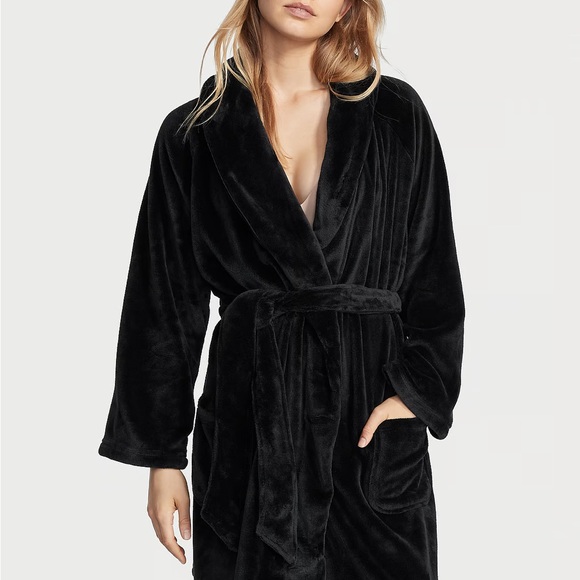 New with tag VICTORIA'S SECRET Short Cozy Robe size XS/S Black - Picture 3 of 4